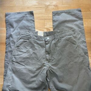 Men's wrangler tan Straight Carpenter 34x34  in tan